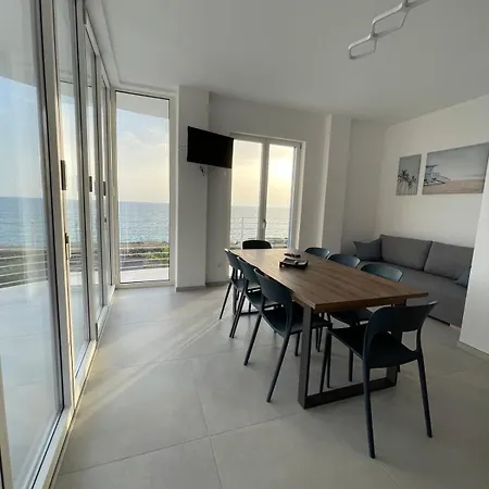 Apartmán Angolo Blu Fronte Mare