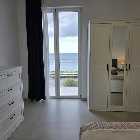 Apartamento Angolo Blu Fronte Mare