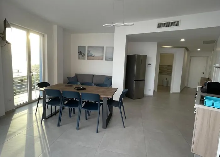 Apartment Angolo Blu Fronte Mare *