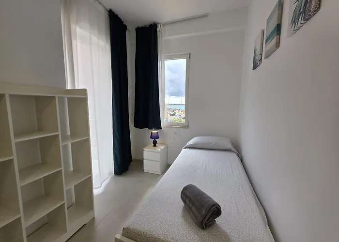 Apartment Angolo Blu Fronte Mare *